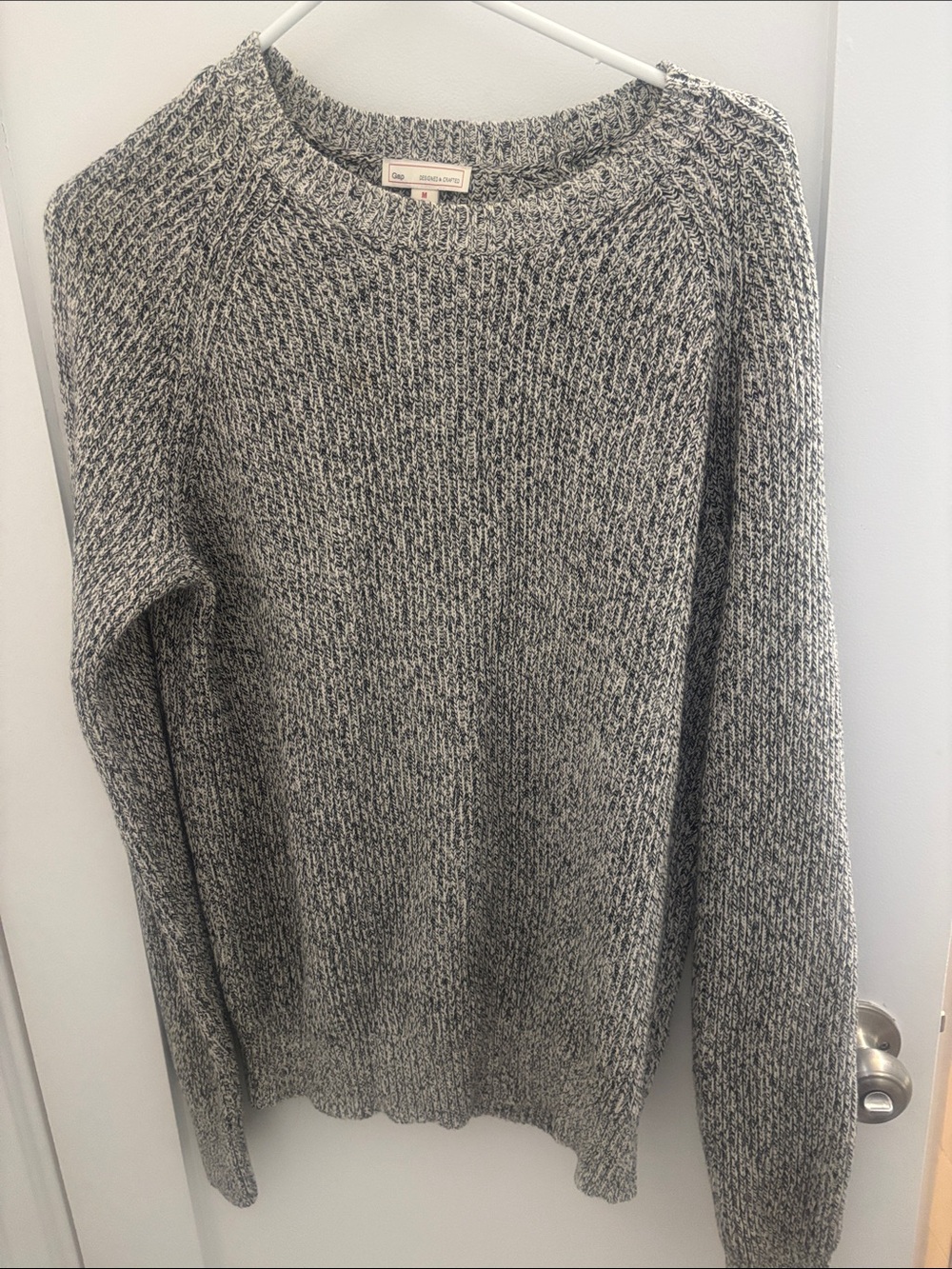 GAP Men's Black and White Marled Crewneck Sweater
